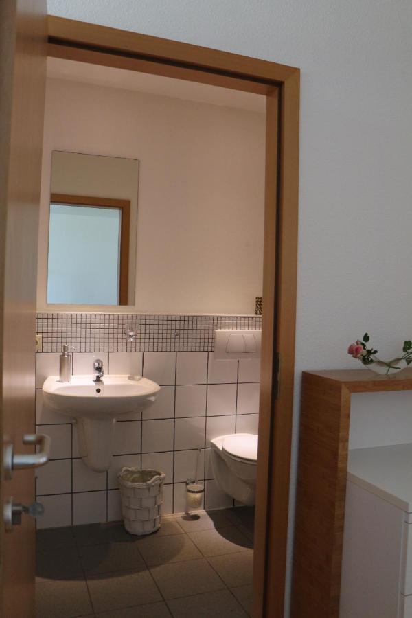 Weeze Apartment Hau Ngoại thất bức ảnh